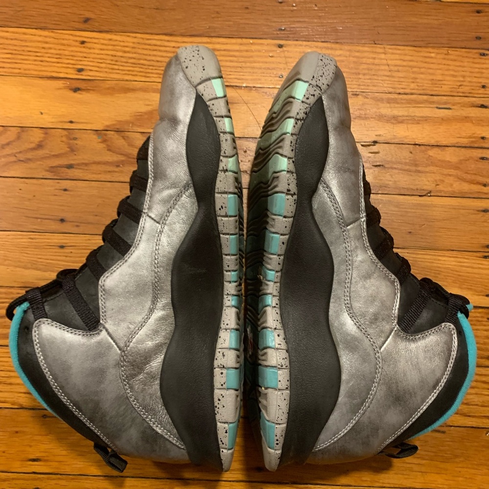 Jordan 10 statue of liberty